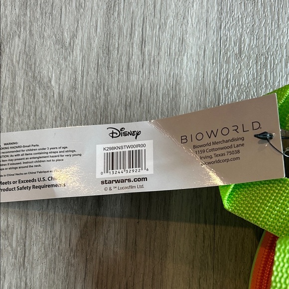 Disney lBackpack - Green and Black - Picture 4 of 8